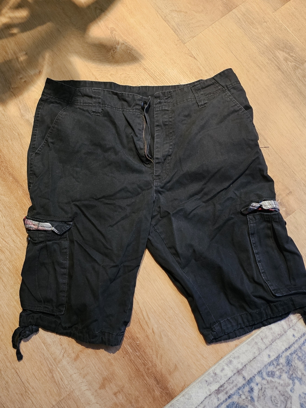 Men's Black Cargo Shorts with Drawstring Hem